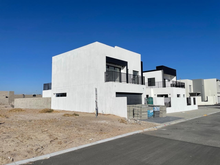 4 Bedroom Property for Sale in Sandown Western Cape